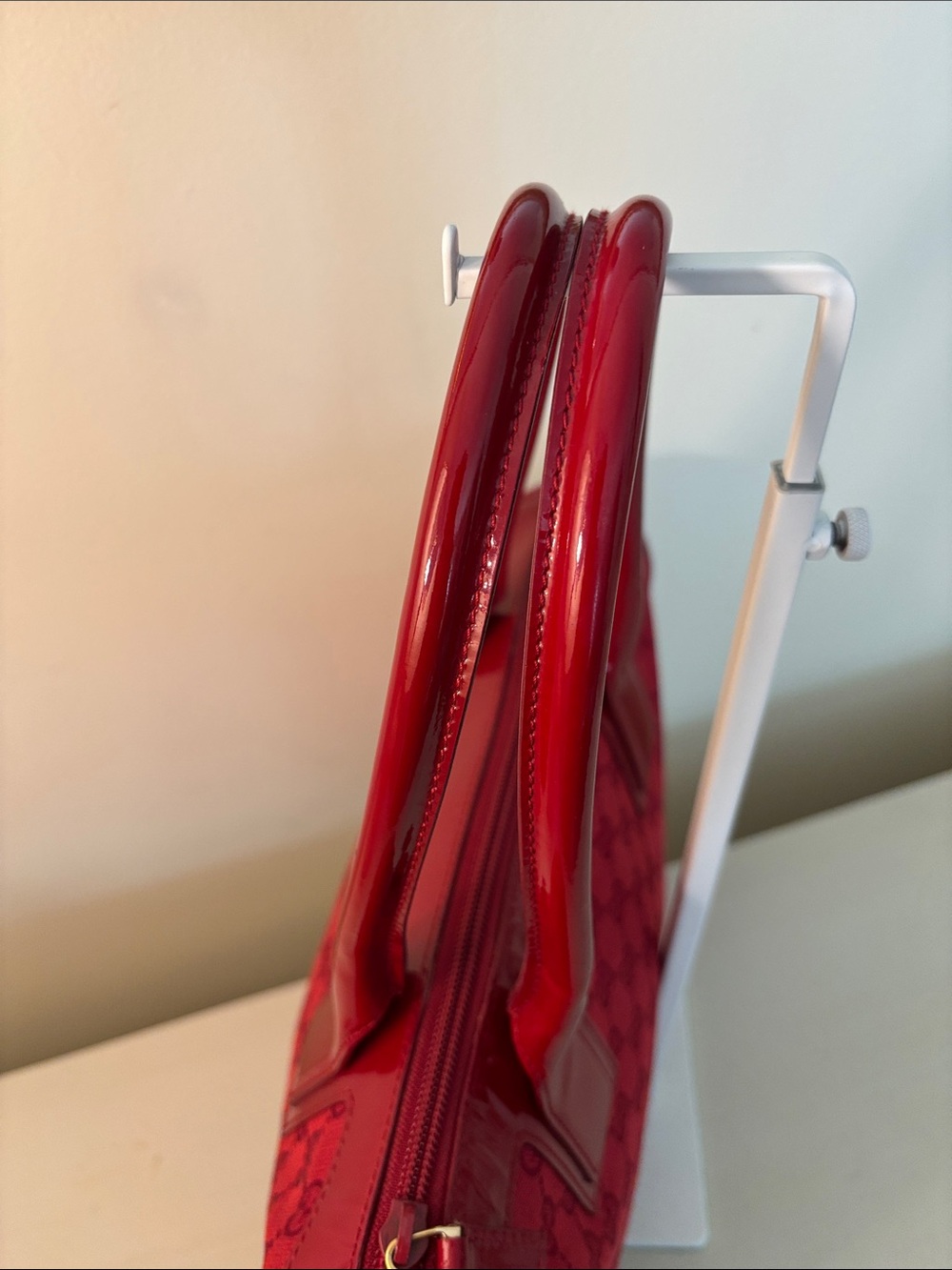 GUCCI VINTAGE RED CANVAS HANDBAG - Picture 6 of 13